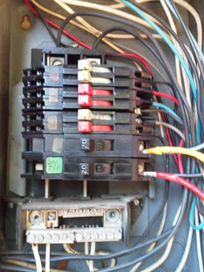200 amp service wire from meter to panel
